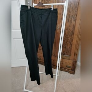 Chicos so slimming 2 short seam in back